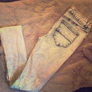Distressed refuge jeans